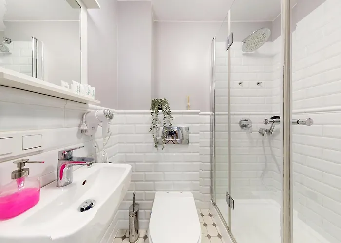 Mirabelle Metro Wierzbno Mokotow * Warszawa