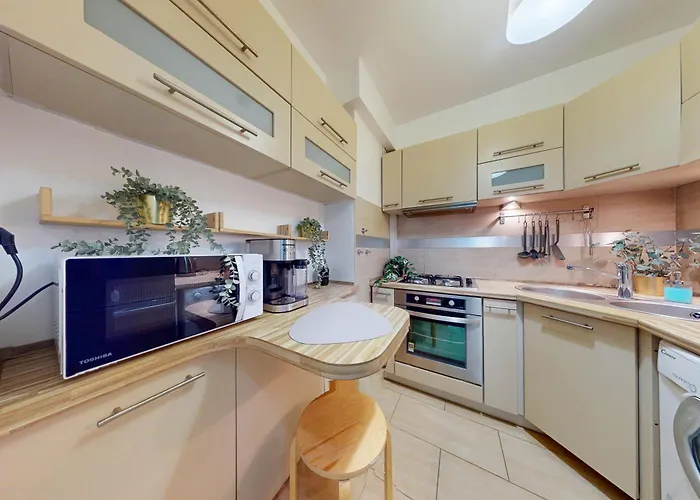 Mirabelle Metro Wierzbno Mokotow * Warszawa